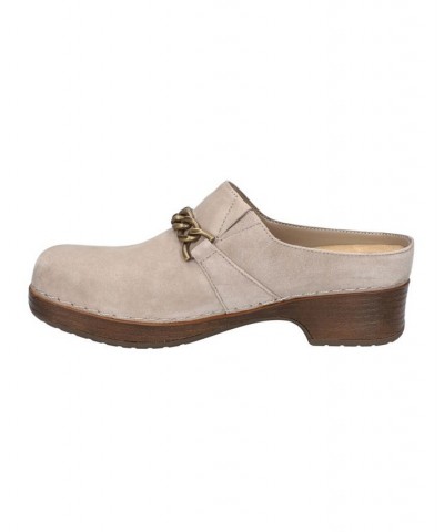 Women's Ventura Clogs Tan/Beige $46.25 Shoes