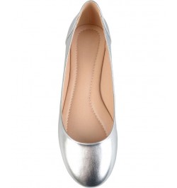 Women's Comfort Kavn Flats Silver $36.80 Shoes